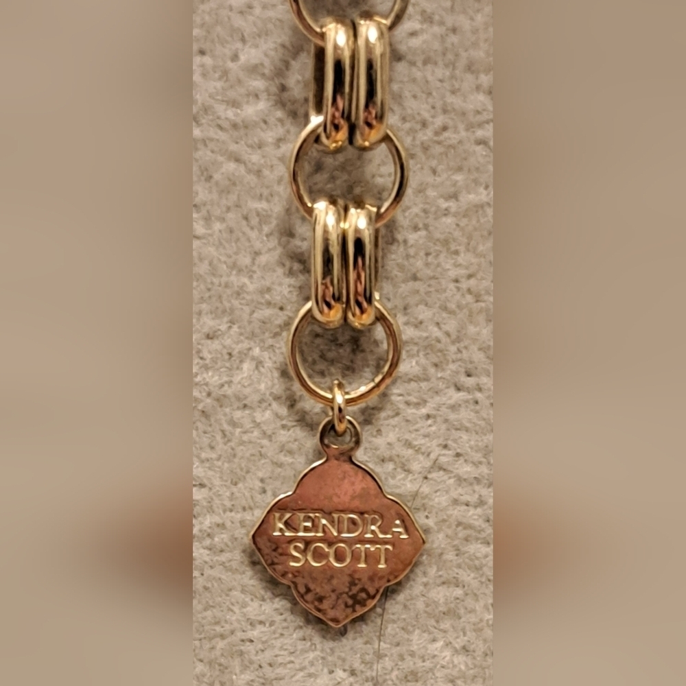 EUC Kendra Scott Harlow Coral Casual Boho Neutral Everyday Necklace Jewelry - Picture 5 of 7